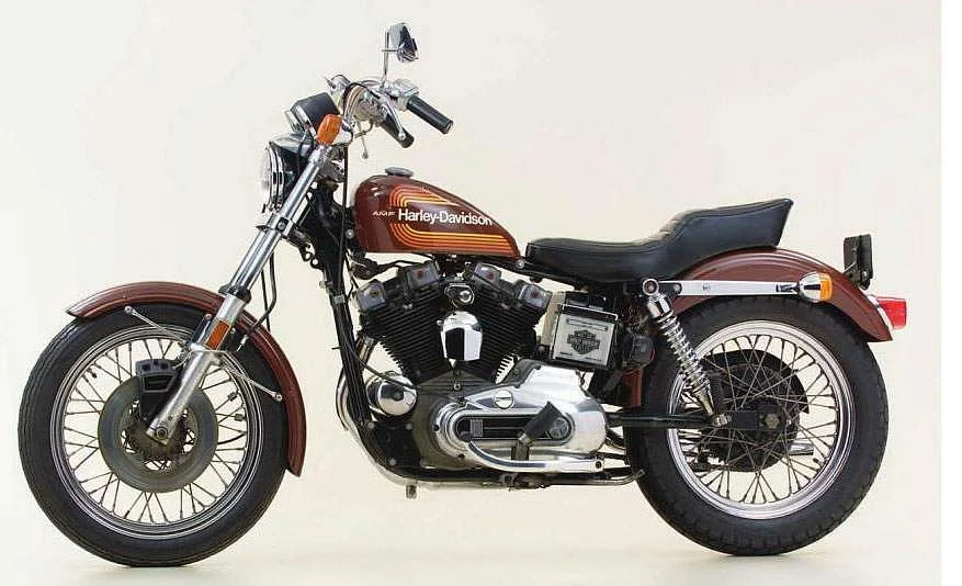 Harley-Davidson XLCH 1000 Sportster