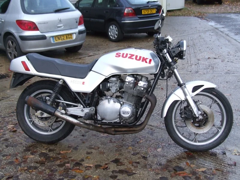 Suzuki GSX 1100 E