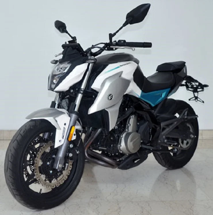 CF Moto 650NK