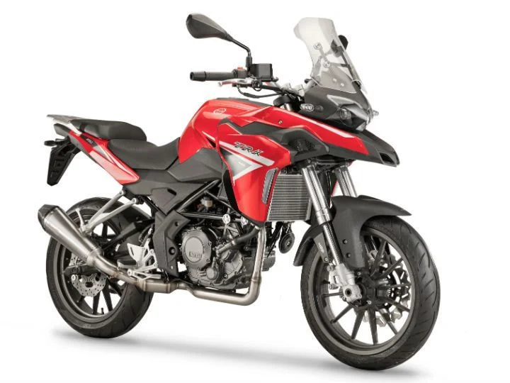 Benelli TRK 251