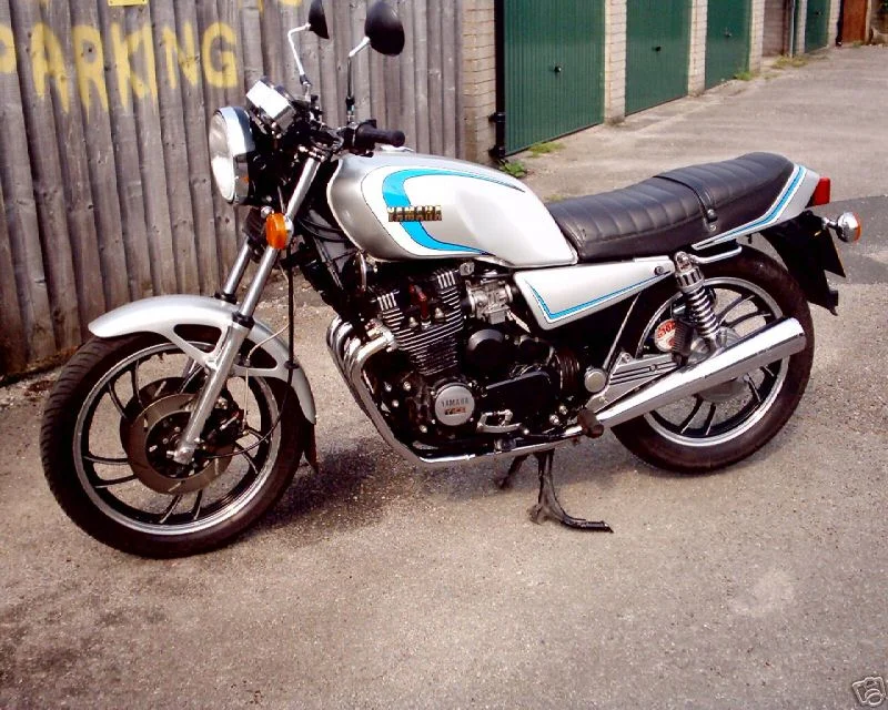 Yamaha XJ 750 S