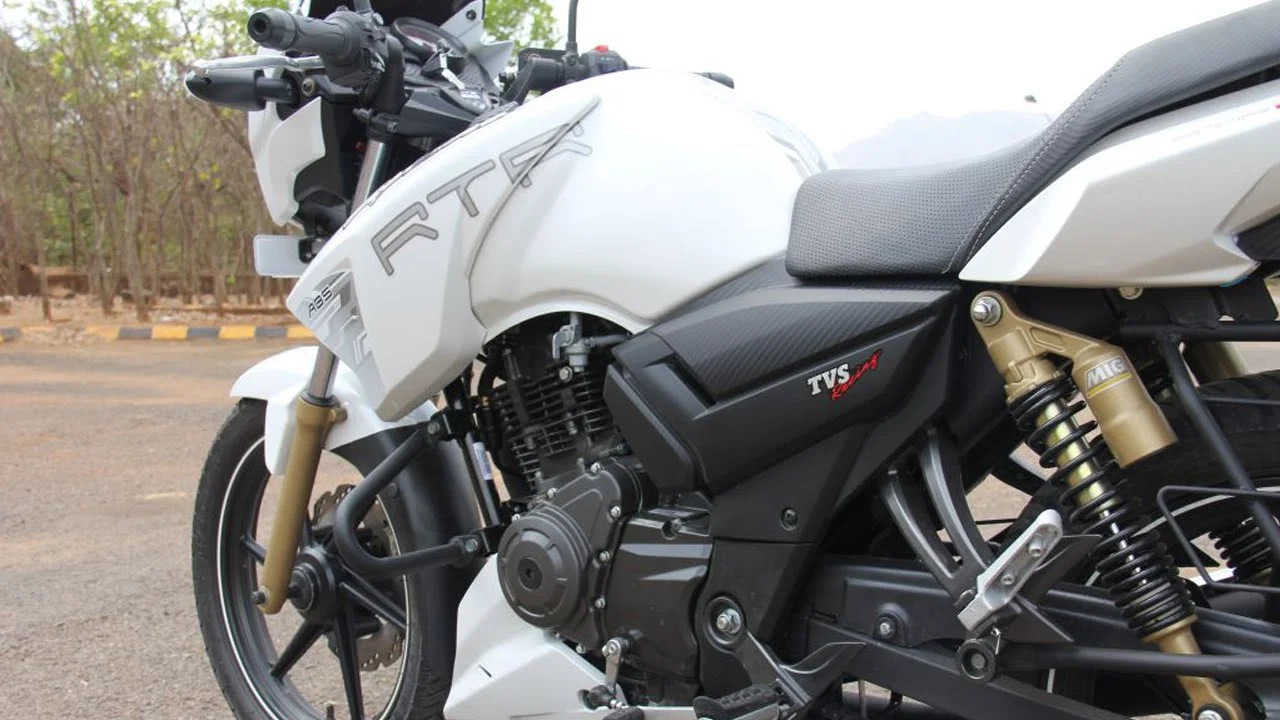 TVS RTR 180 2016
