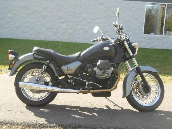 Moto Guzzi California Stone