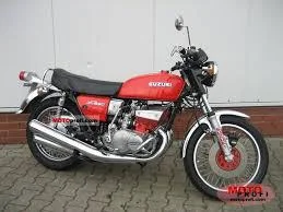 Suzuki GT 550