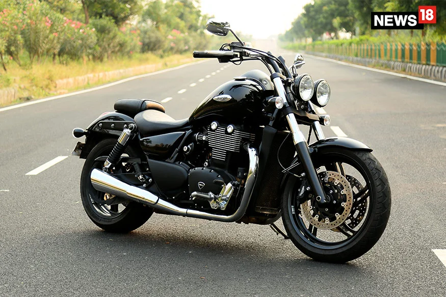 Triumph Thunderbird Storm