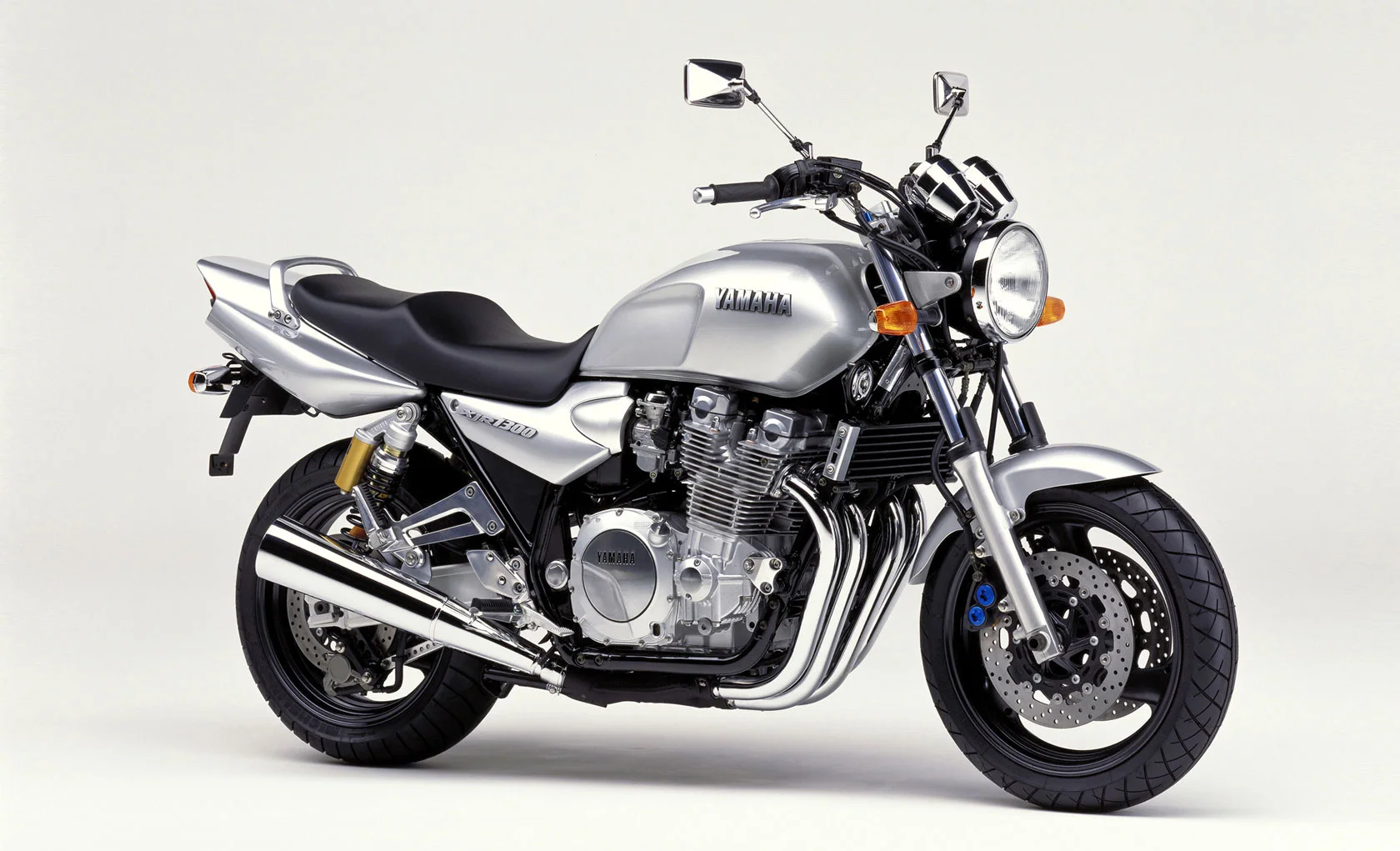 Yamaha XJR