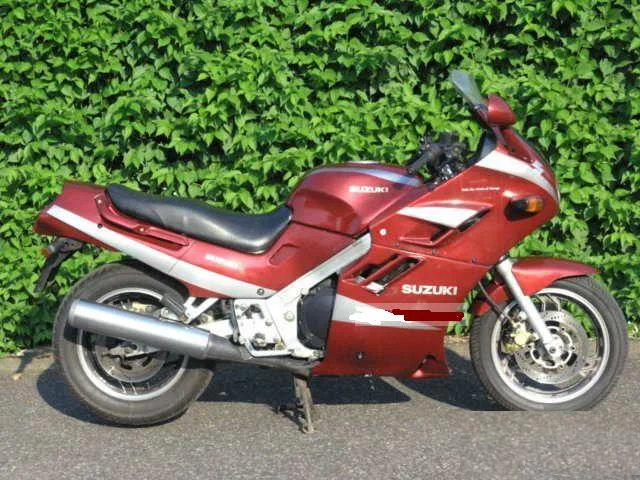 Suzuki GSX 1100 F