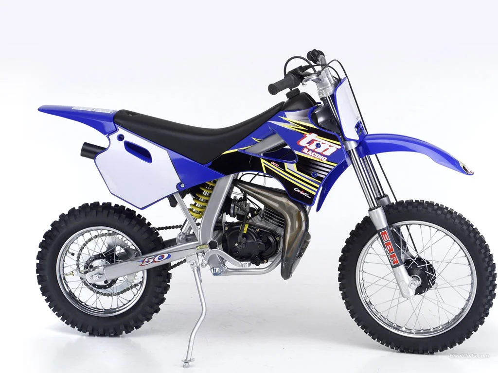 TM CR2 Bambino 2004