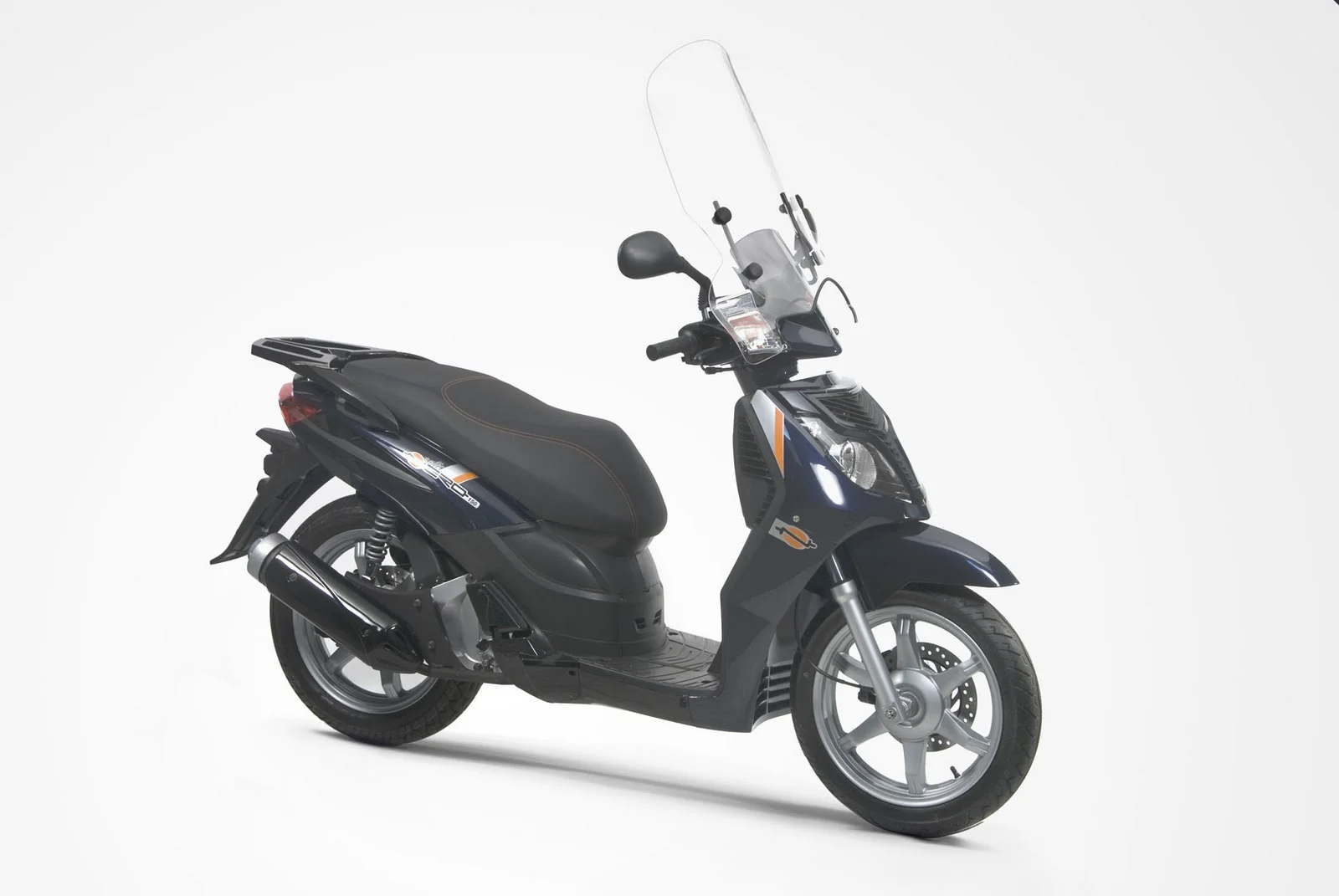 Benelli Velvet 150