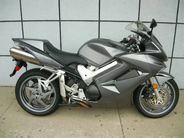 Honda VFR 800 Interceptor