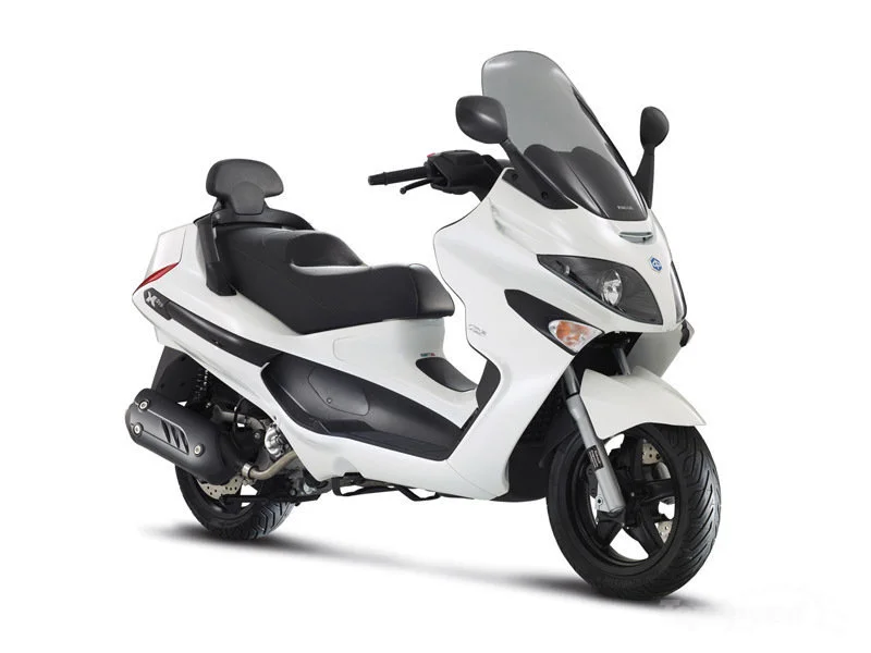Piaggio XEvo 125