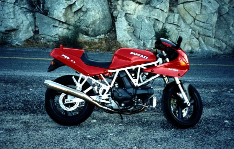Ducati 750 SS