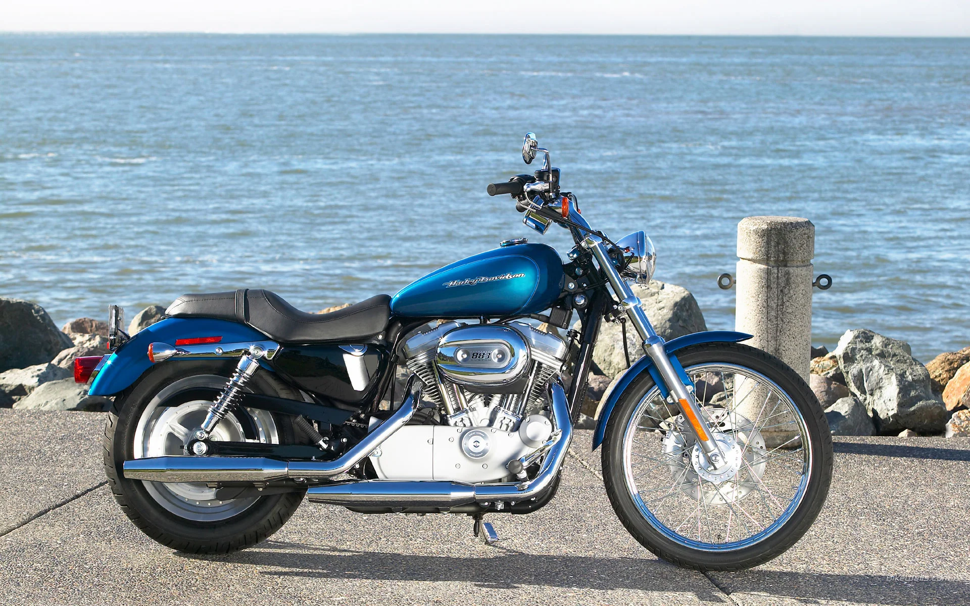 Harley-Davidson XL 883 C Sportster Custom