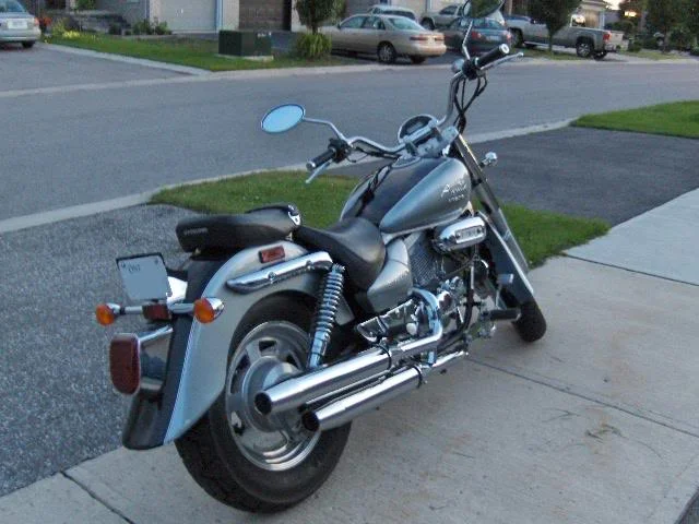 Hyosung GV250