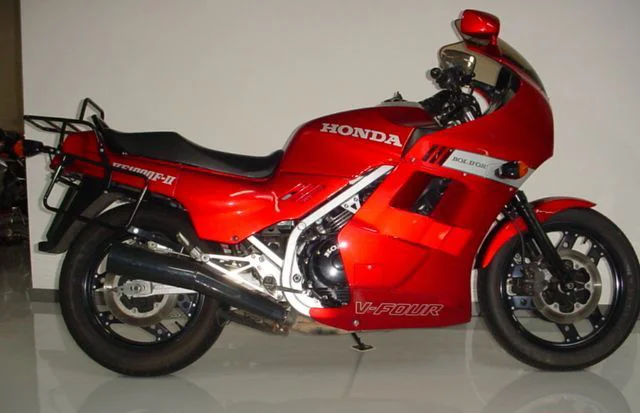 Honda VF 1000 F 2