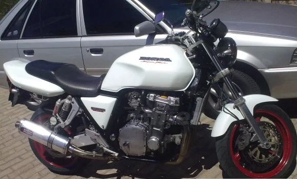 Honda CB 1000 Super Four