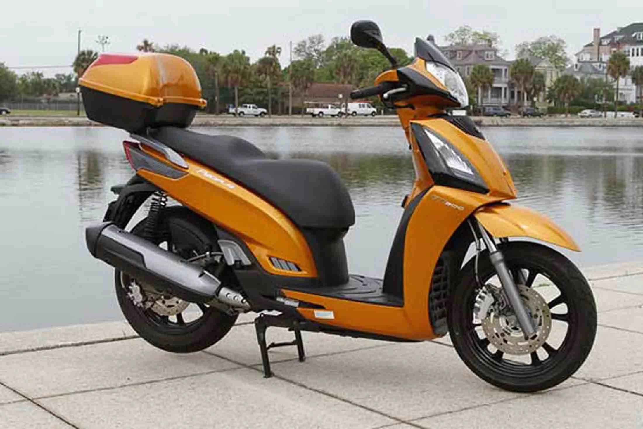 Kymco People GT 300i