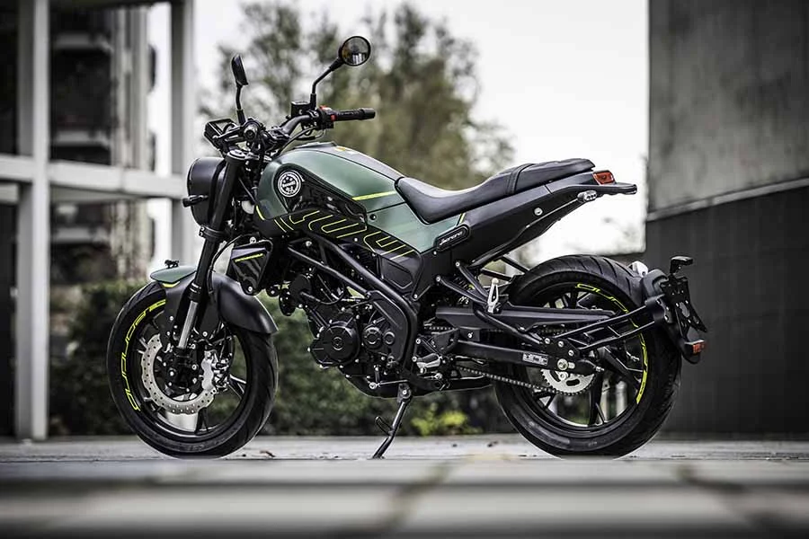 Benelli Leoncino 125