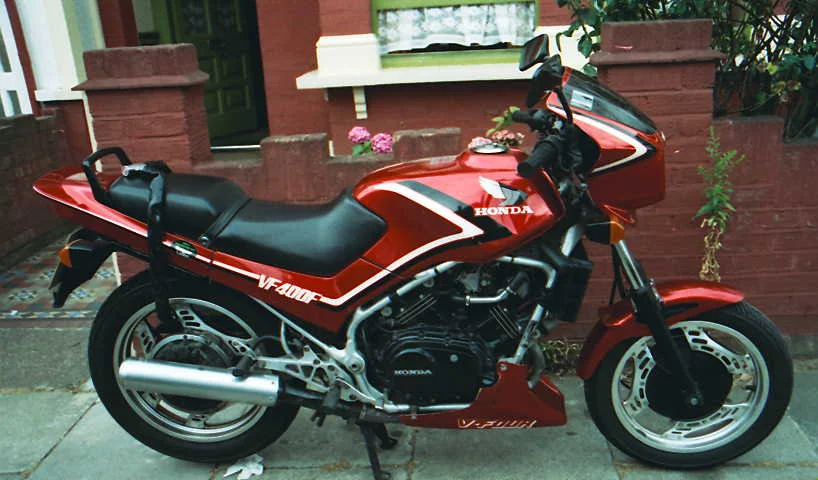 Honda VF 400 F