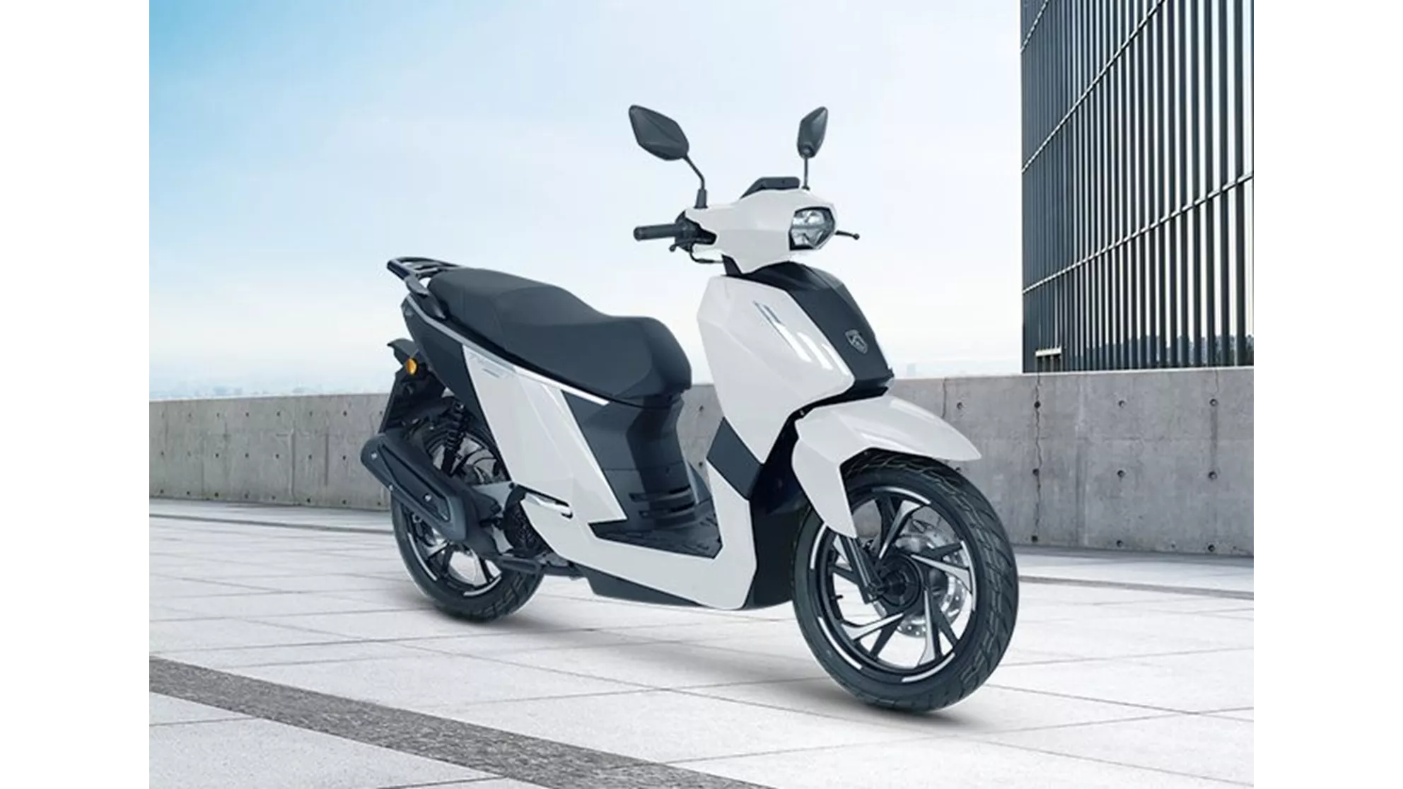 Peugeot Tweet 125 2024