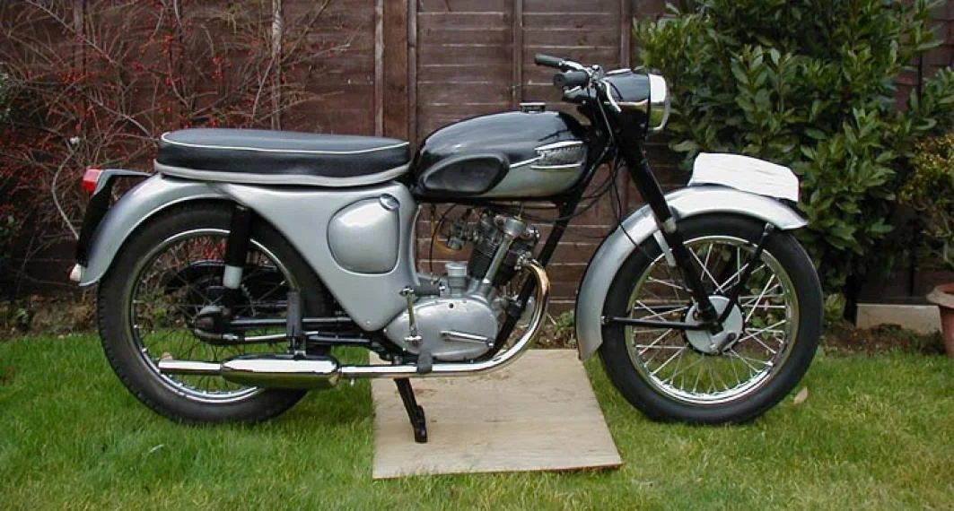 Triumph Tiger Cub T 20 1961