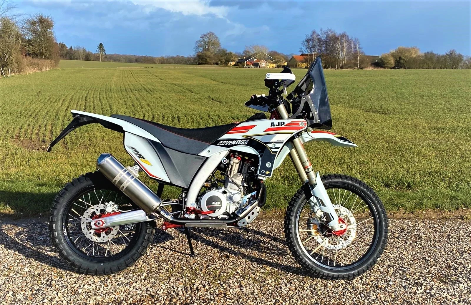 AJP PR7 Adventure 650