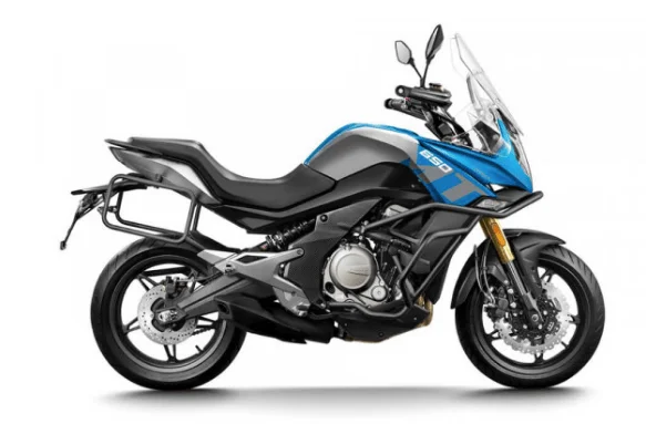 CF Moto 650MT
