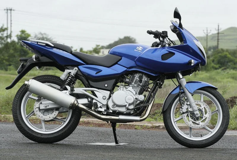 Bajaj Pulsar 220 F