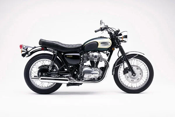 Kawasaki W 650 2004