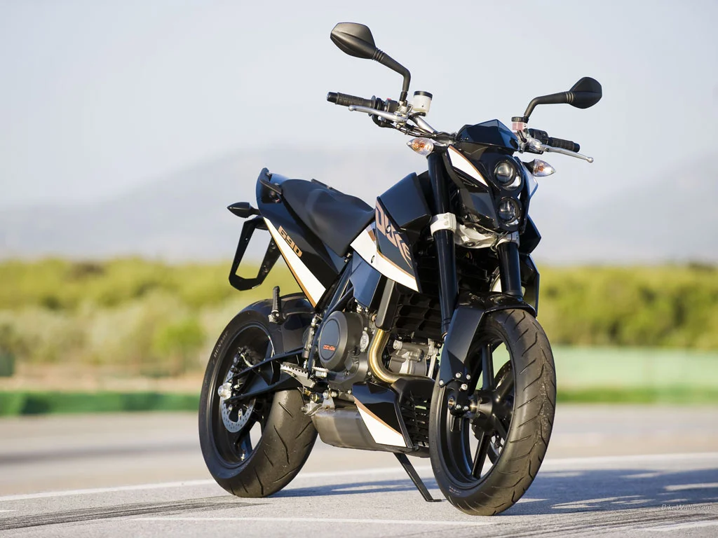 KTM 690 Duke