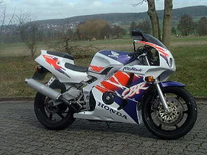 Honda CBR 400 RR Fireblade