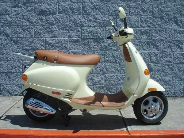 Vespa ET4 50