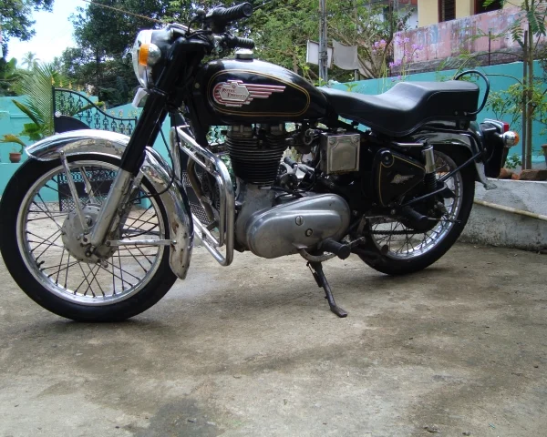 Enfield 350 Bullet