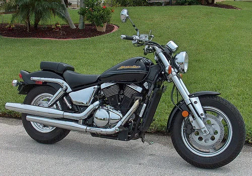 Suzuki VZ 800 Marauder