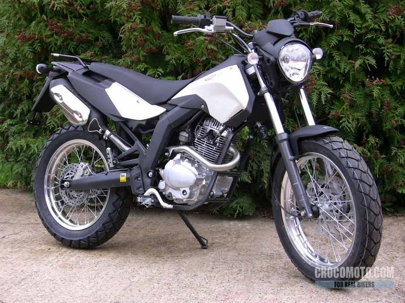 Derbi Cross City 125