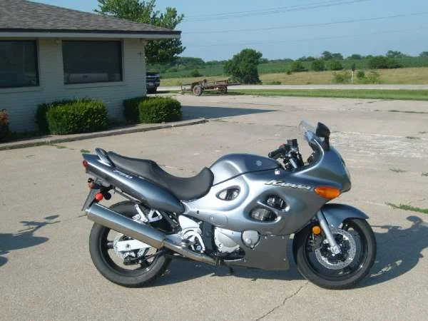 Suzuki Katana 750 2004