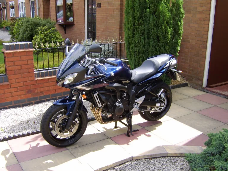 Yamaha FZ6 Fazer S2