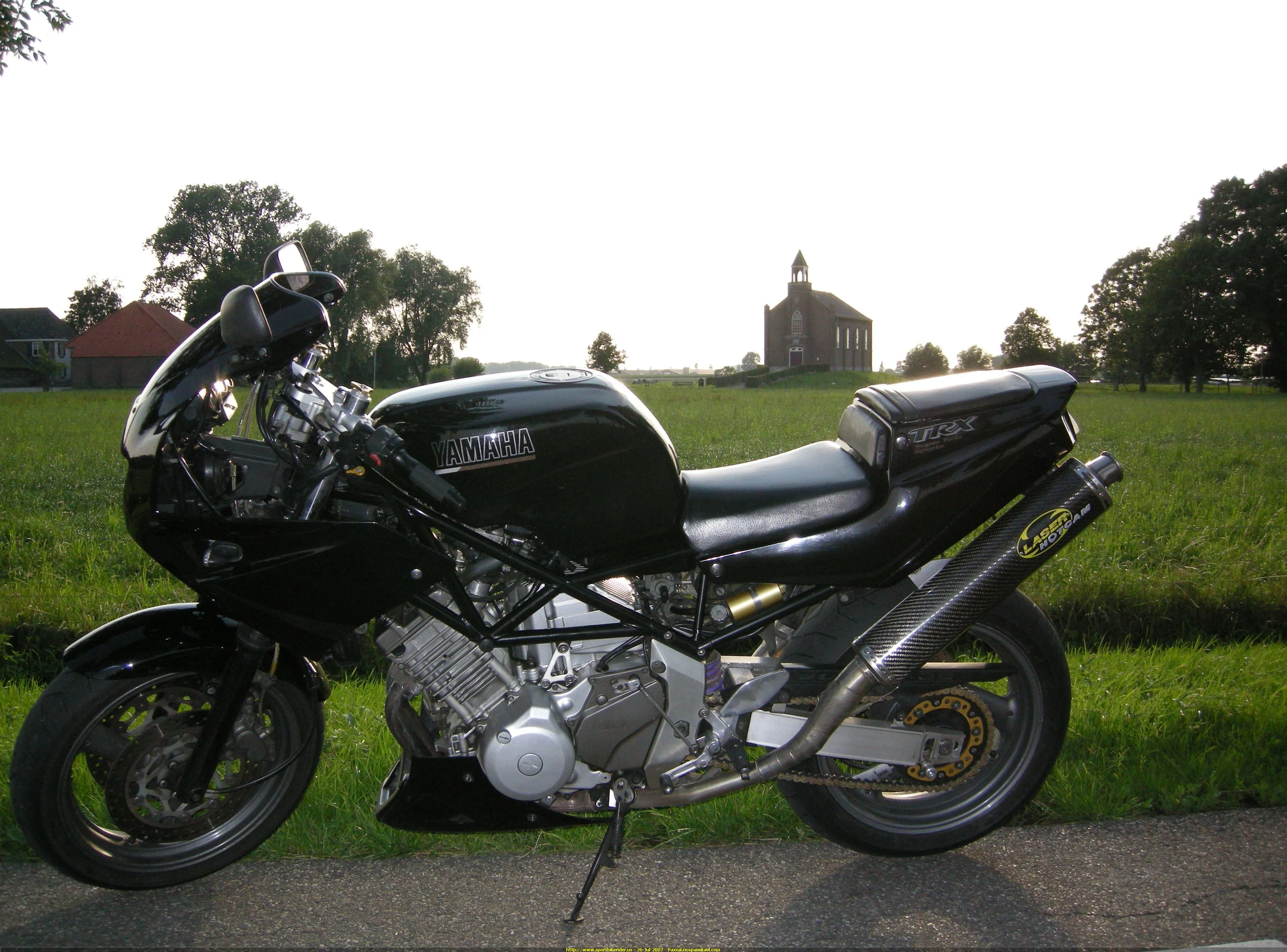 Yamaha TRX 850