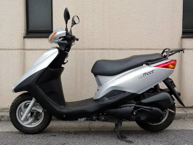 Yamaha Axis Treet