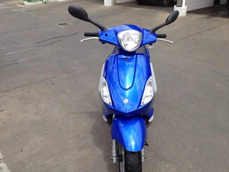 Piaggio Fly 125