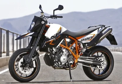 KTM 690 Supermoto R