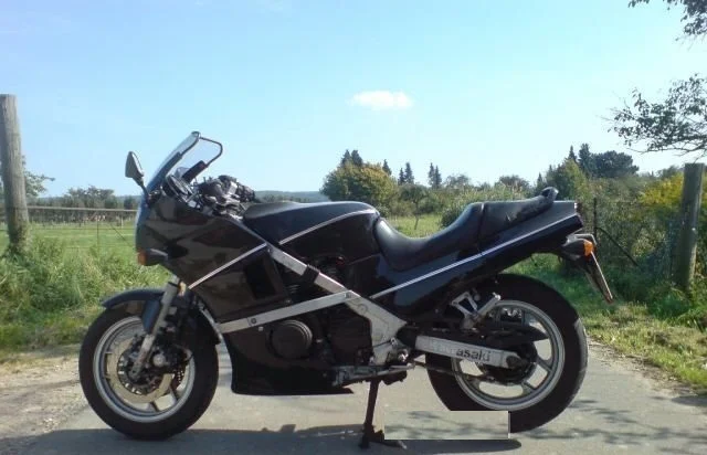 Kawasaki GPZ 600 R 1988
