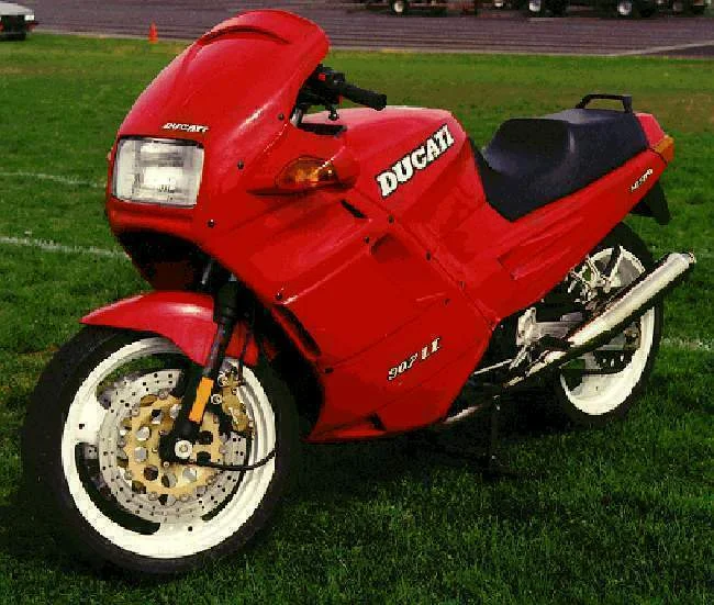 Ducati 907 i.e. Paso