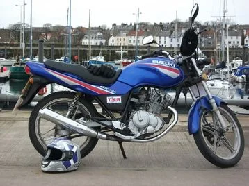Suzuki GX 125 2003
