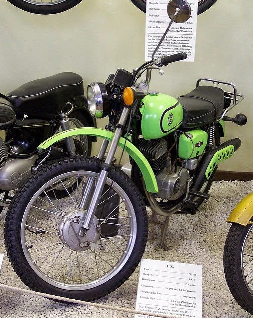 CZ 125 Trail