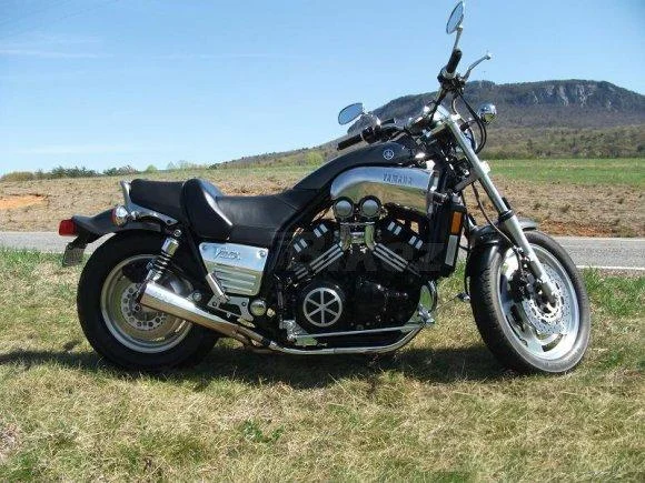 Yamaha VMX 1200 V-Max