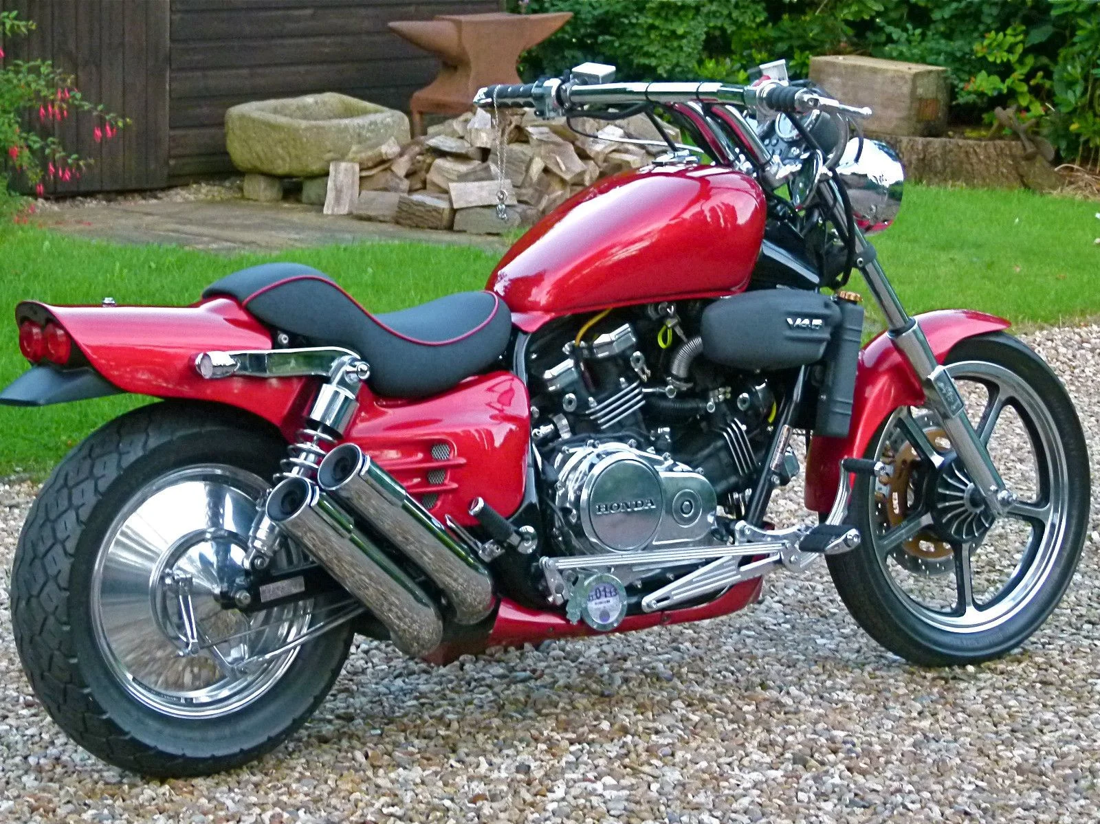 Honda Magna (Supermagna)
