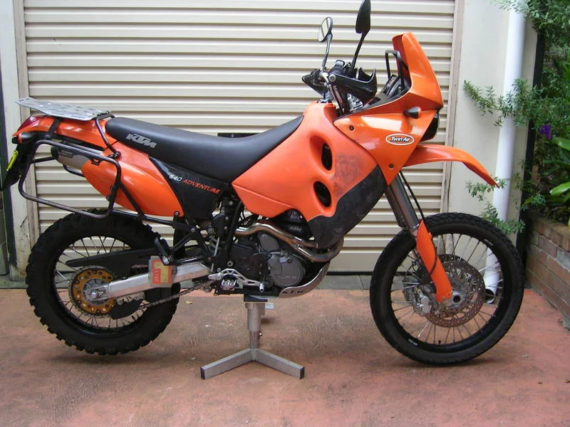KTM 640 LC4 Supermoto Orange