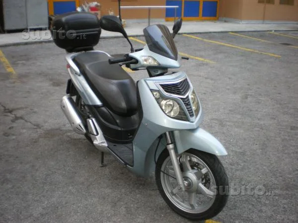 Keeway Outlook 150