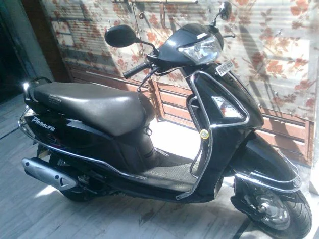 Hero Pleasure 2006